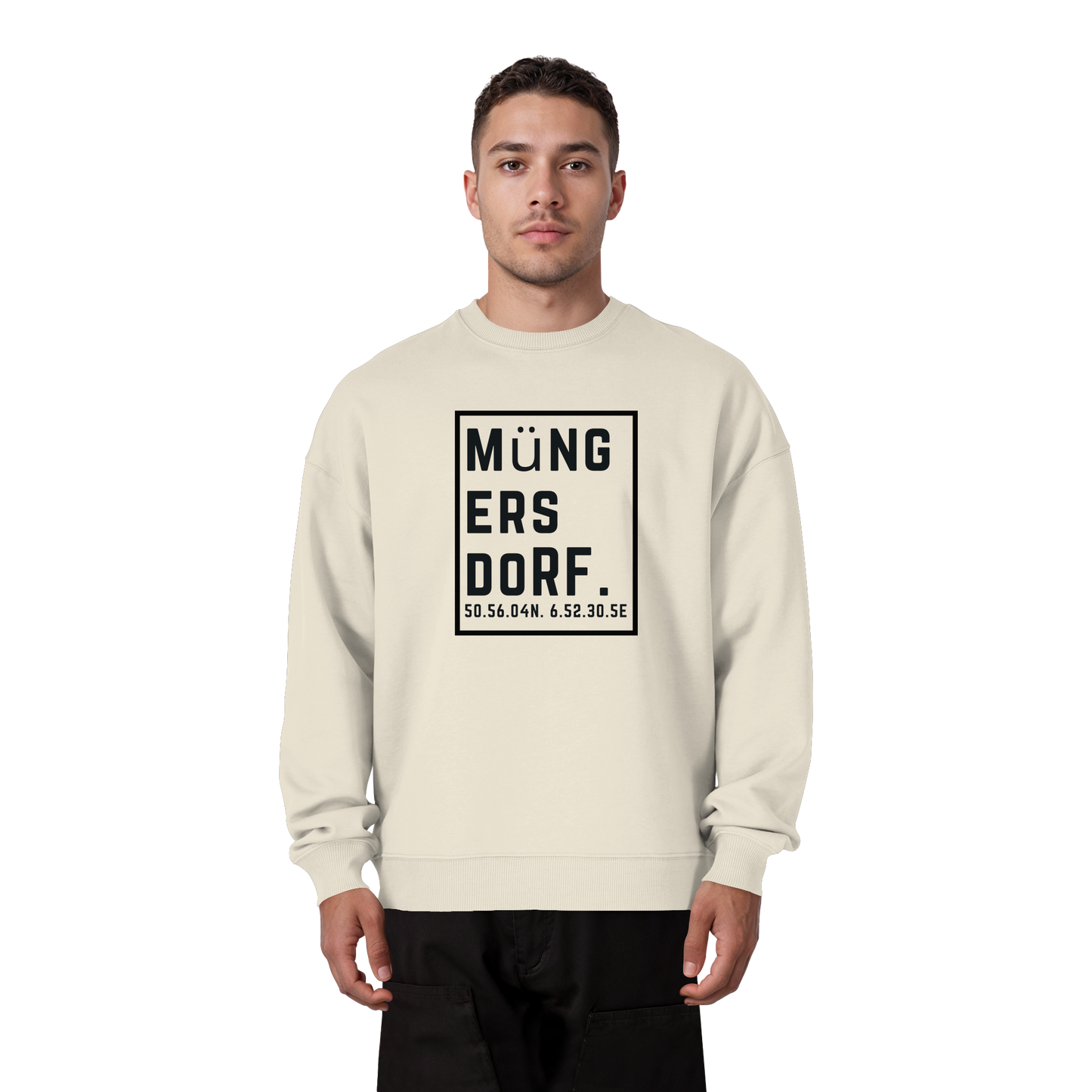 Müngersdorf Koordinaten (großer Druck auf der Brust) - Organic Oversize Sweatshirt