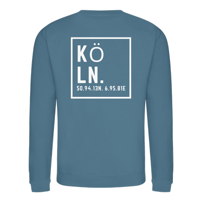 Köln Koordinaten (großer Druck auf dem Rücken) - Basic Sweatshirt