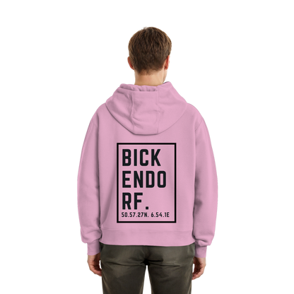 Bickendorf Koordinaten (großer Druck auf dem Rücken) - Fluffy Boxcut Zipper