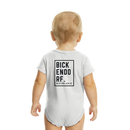 Bickendorf Koordinaten (großer Druck Rücken) - Organic Baby Bodysuit