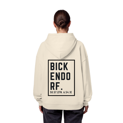 Bickendorf Koordinaten (großer Druck auf dem Rücken) - Organic Oversize Hoodie