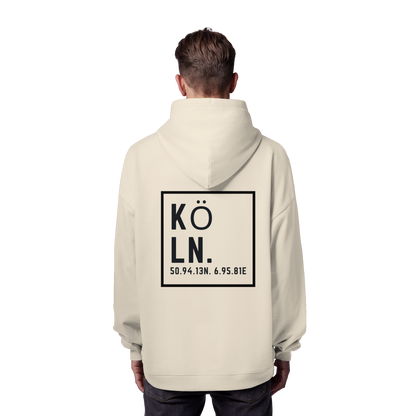 Köln Koordinaten (großer Druck auf dem Rücken) - Organic Oversize Hoodie