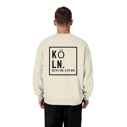 Köln Koordinaten (großer Druck auf dem Rücken) - Organic Oversize Sweatshirt