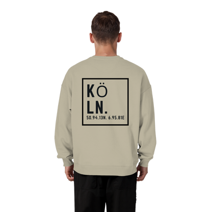 Köln Koordinaten (großer Druck auf dem Rücken) - Organic Oversize Sweatshirt