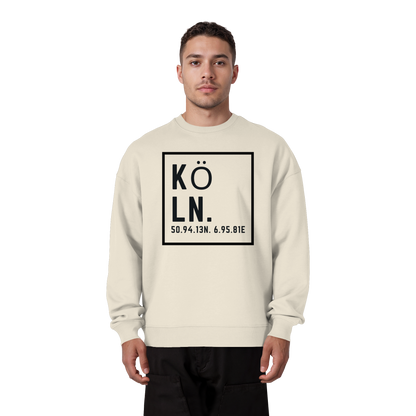 Köln Koordinaten (großer Druck auf der Brust) - Organic Oversize Sweatshirt